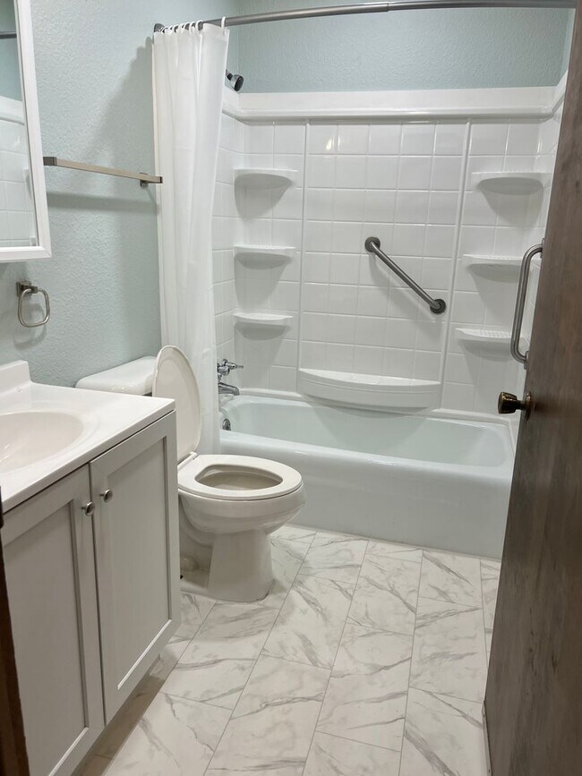 Foto del edificio - 3 Bedroom Apartment-Pulaski Iowa