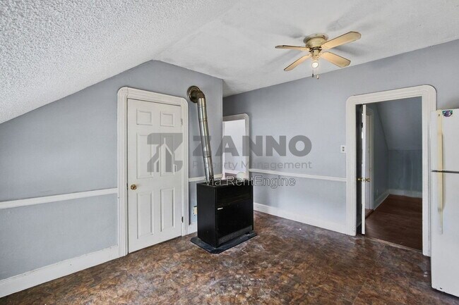 Foto del edificio - 28 Kimball Ave