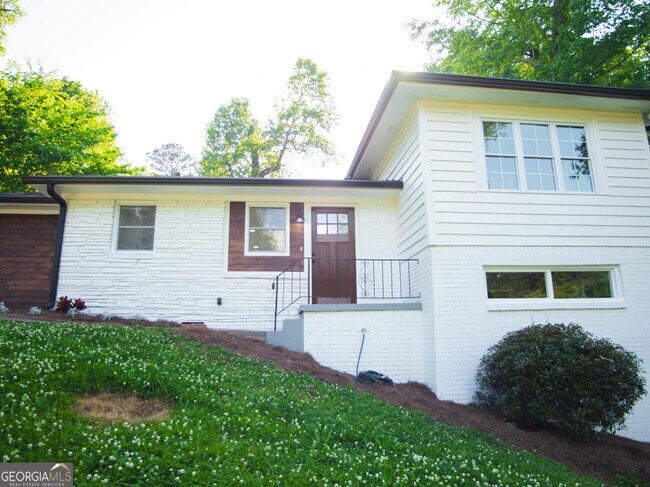 Building Photo - 3561 Misty Valley Rd