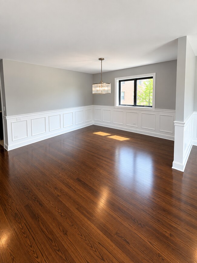 Foto del edificio - 1327 S Fairfield Ave