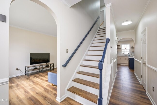 Building Photo - 930 Pristine Ln