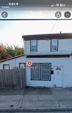 Building Photo - 342 Wood St