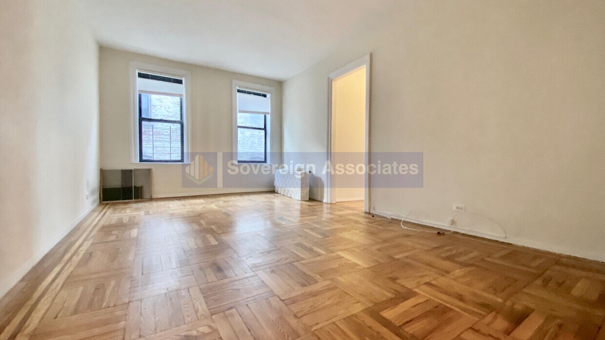 Primary Photo - 1803 Riverside Drive