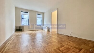 Building Photo - 1803 Riverside Dr