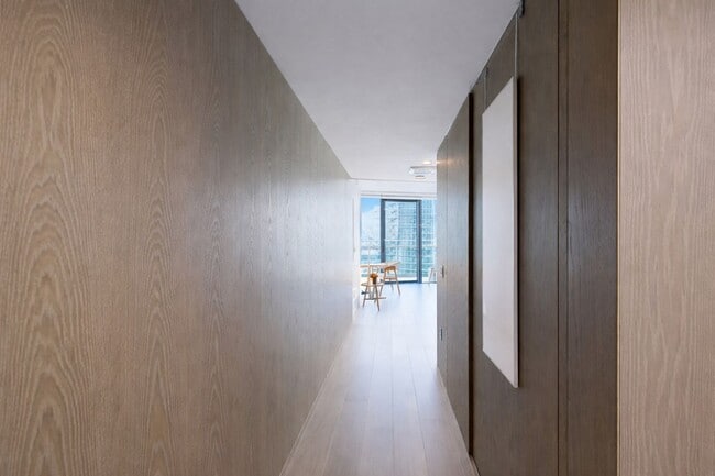 Building Photo - Koula 1-bedroom, 1-bathroom, with 1-assigned parking stall