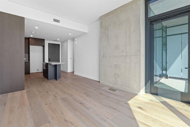 Foto del edificio - 610 Davis St