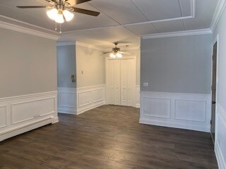 Building Photo - 10530 Ridgeland Ave