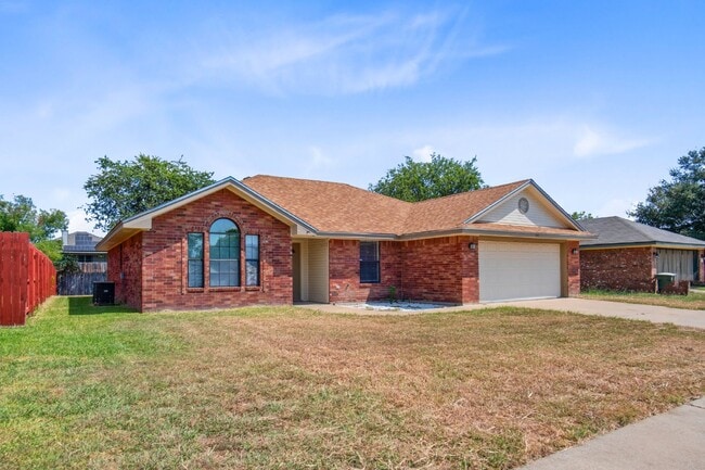 Building Photo - 4501 Embers Dr