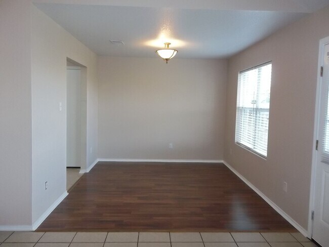 Foto del edificio - 3 BEDROOMS, BELTON ISD
