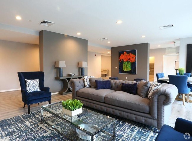 Foto del edificio - 4238 Ridge Ave