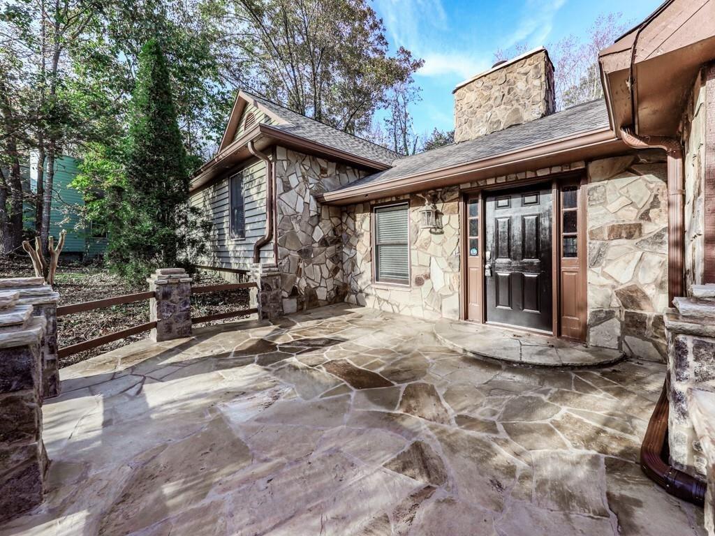 Primary Photo - 2189 Chartwell Dr