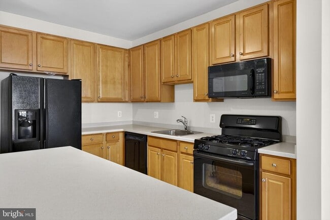 Building Photo - 12001 Market St