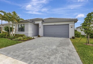 Building Photo - 12557 SW Rain River Dr