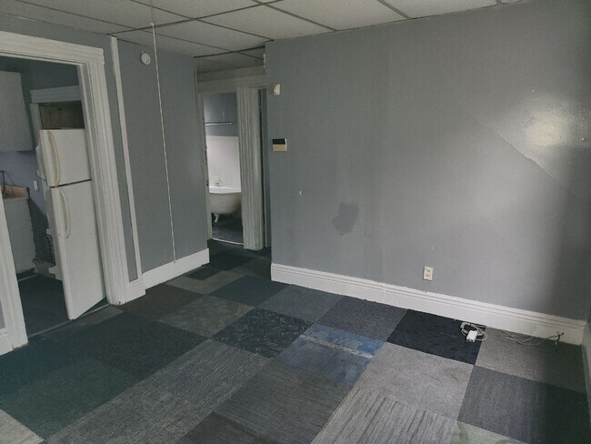 Building Photo - 125 Bloss Up - Ready For Rent!