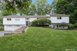 Building Photo - 4 Nappa Ln