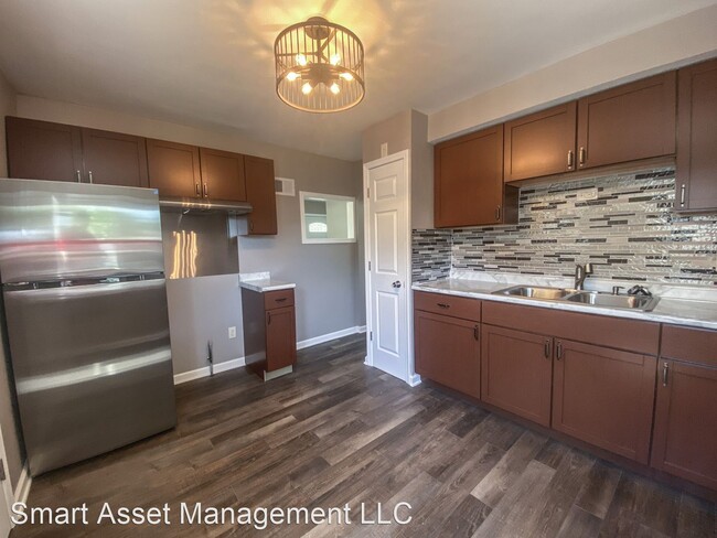 Foto del edificio - 2 br, 1 bath House - 5826 N 70th St.