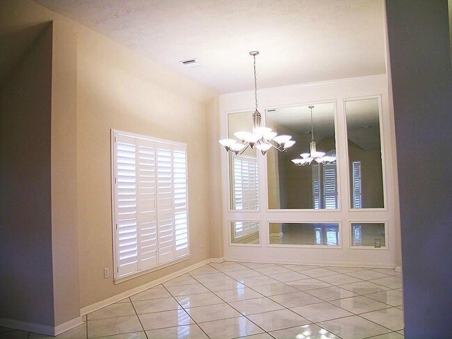 10214 White Oak Trail Lane photo'