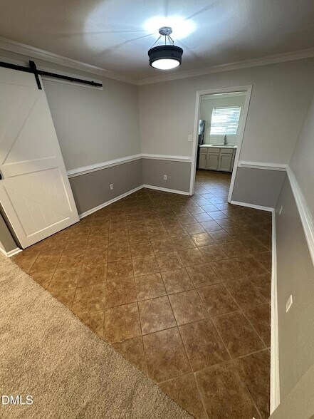 Building Photo - 6553 New Market Way