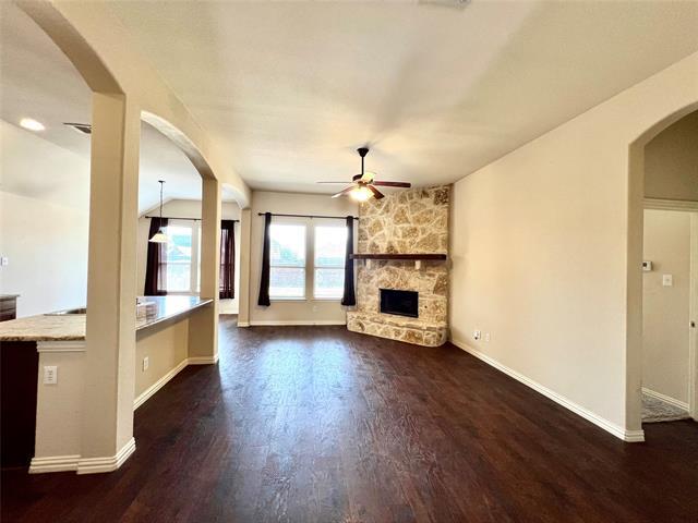 Foto del edificio - 5201 Pinewood Dr