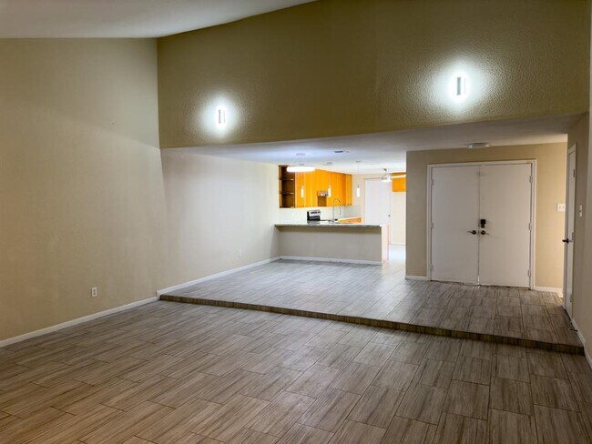 Foto del edificio - 6411 Briar Terrace Dr