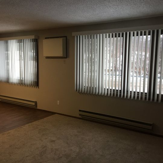 Foto del edificio - 3090 N Grandview Ave