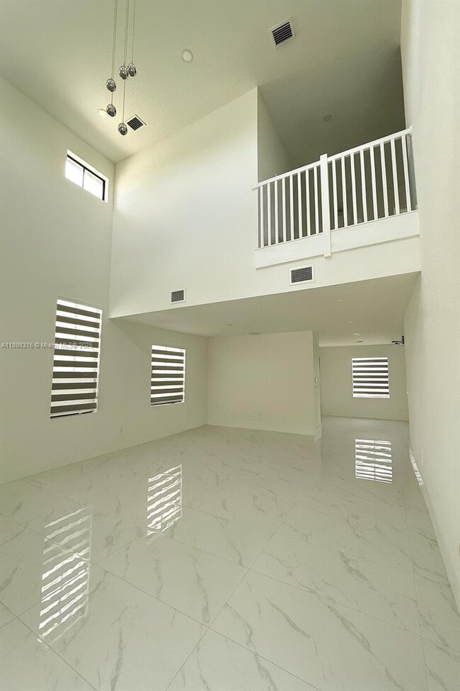 Building Photo - 1831 SW 145th Ave