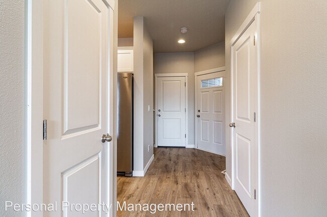 Foto del edificio - 3 br, 2.5 bath House - 4717 Pacific Ave.