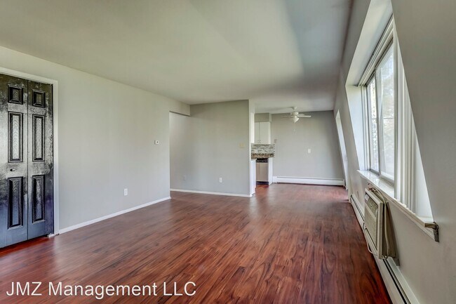 Building Photo - 2173 Decker Rd