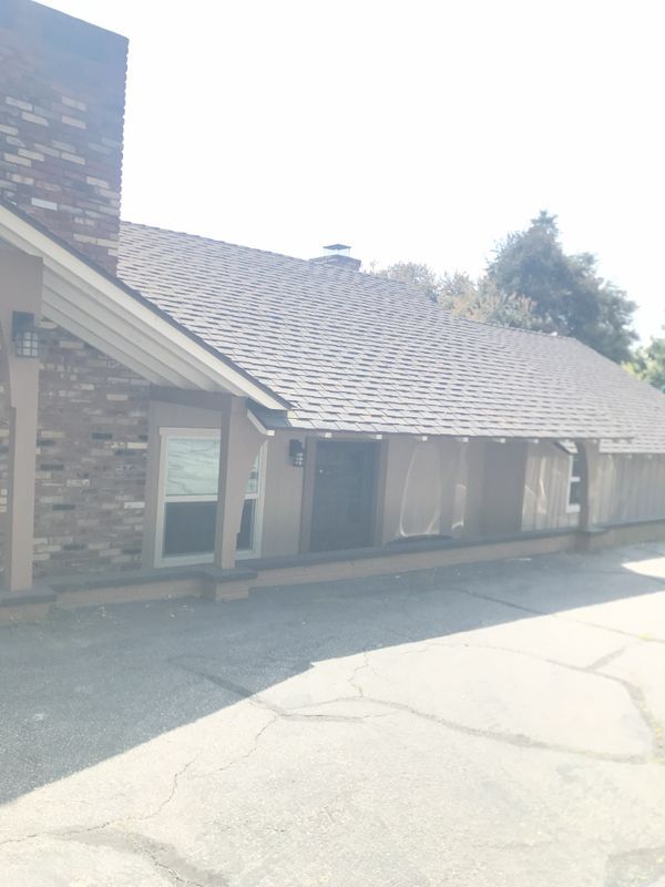 Foto del edificio - 800 Lake Sherwood Dr