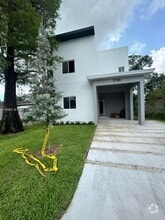 Building Photo - 2788 NW 9th Pl