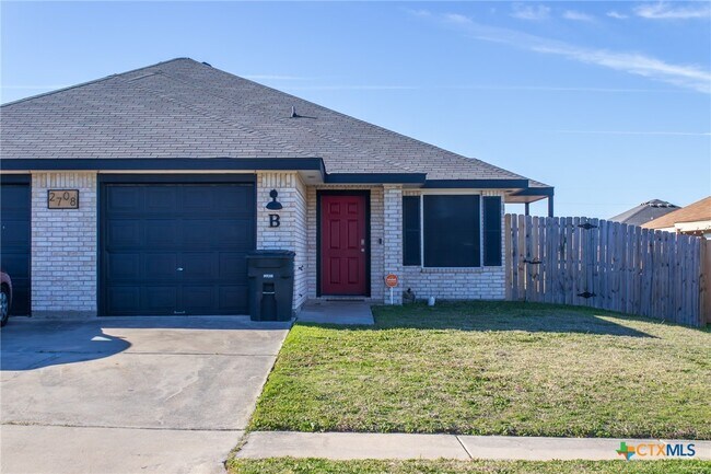 Foto del edificio - 2708 Edgefield St