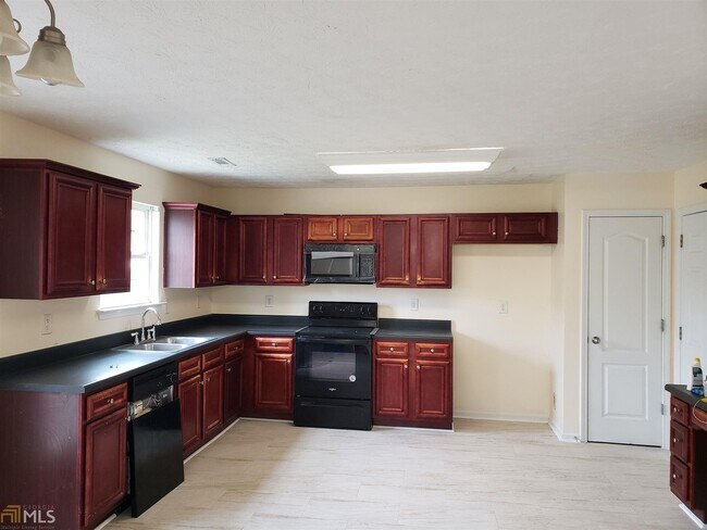 Building Photo - 888 Capital Ct