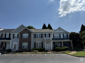 Building Photo - 228 Braelock Dr