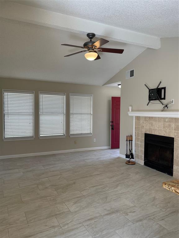 Foto del edificio - 1811 Golden Pheasant Dr