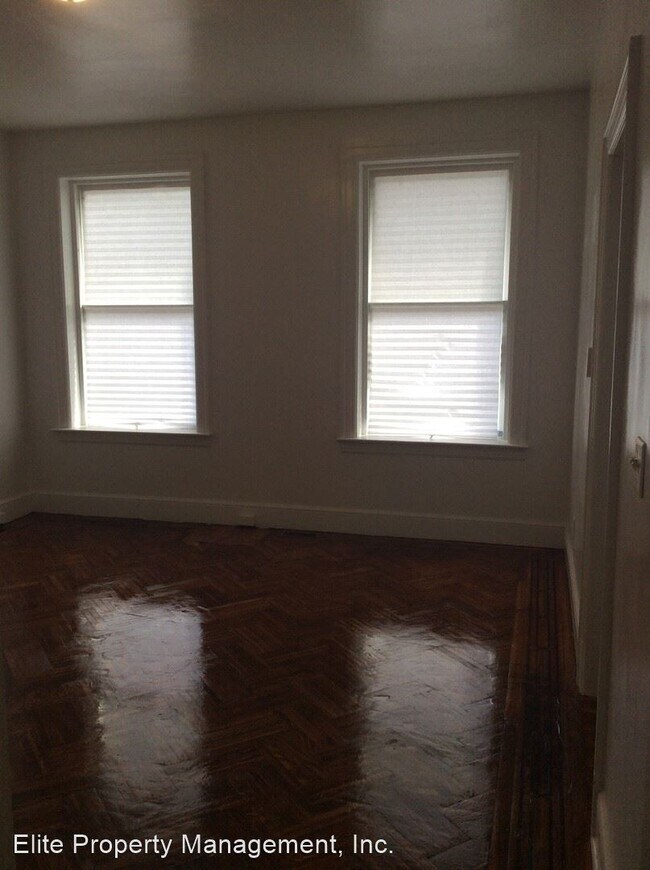 Building Photo - 2 br, 1 bath House - 651 W. Market St., Ap...