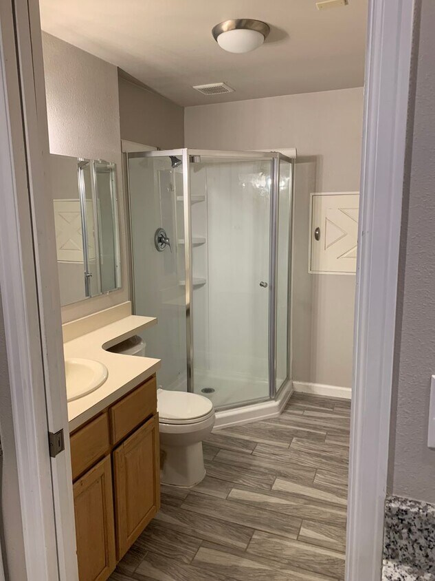 Foto del edificio - 855 W Chestnut Cir