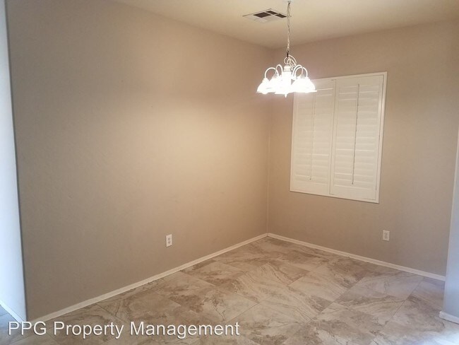 Building Photo - 3 br, 2.5 bath House - 616 E Los Arboles Pl