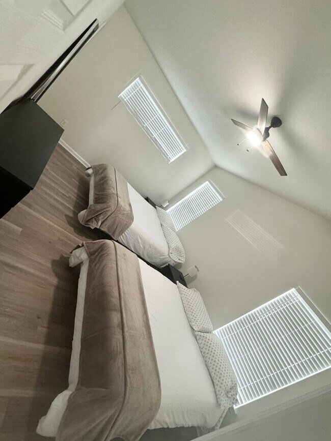 Foto del edificio - 1334 Pawnee Pointe Ct