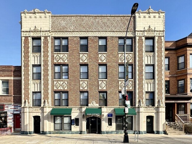 Building Photo - 4856 N Damen Ave