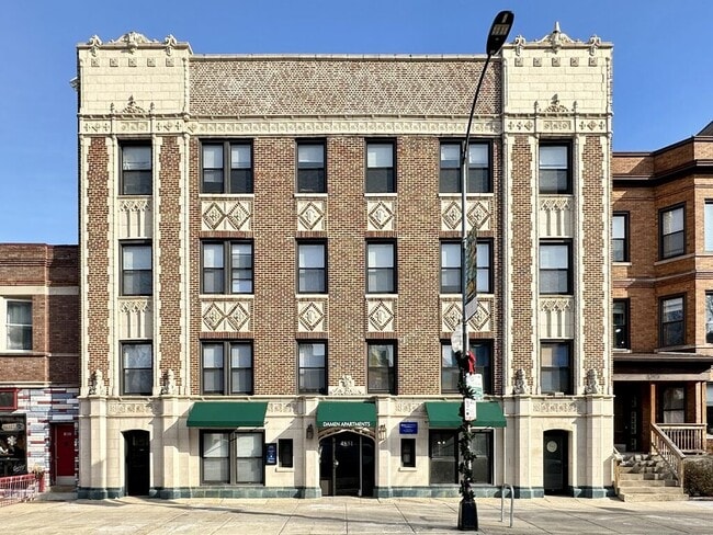 Building Photo - 4856 N Damen Ave