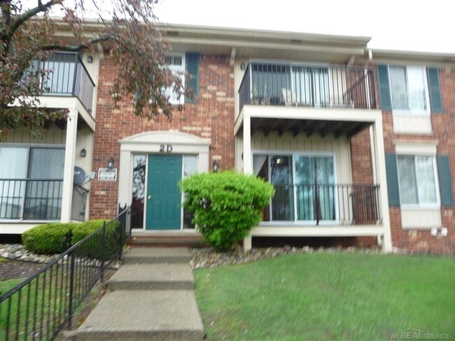 Building Photo - 34763 Maple Ln Dr