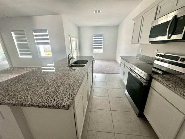 Foto del edificio - 499-499 Hennepin Lp