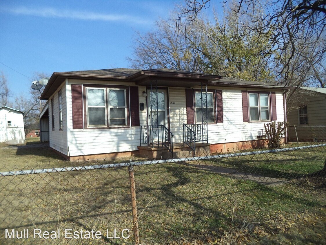 Foto principal - 2 br, 1 bath House - 1601 SE 63rd Street