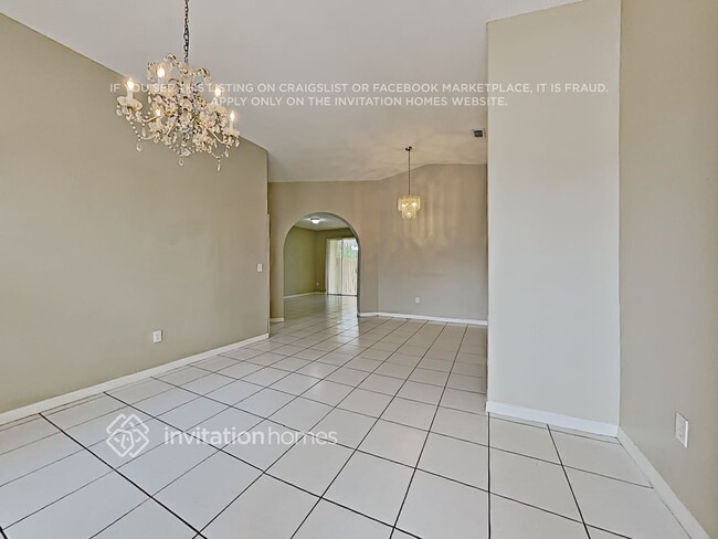 Foto del edificio - 16880 SW 141st Ct