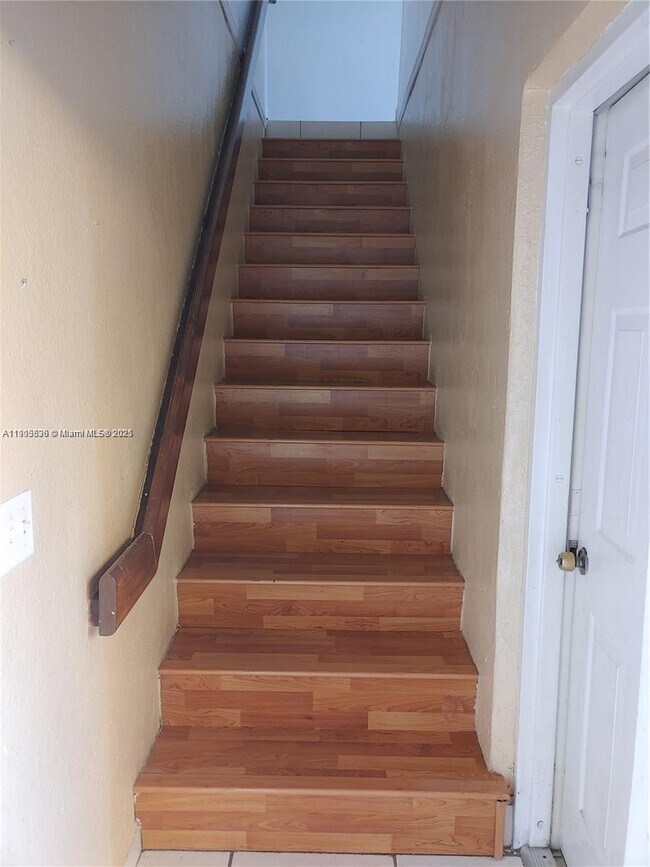 Foto del edificio - 7510 NW 175th St