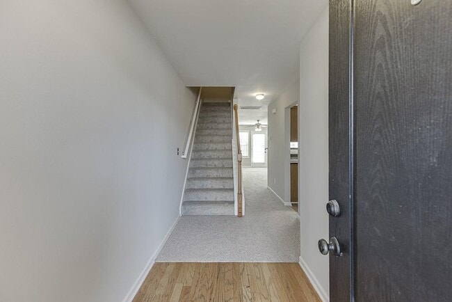 Building Photo - 6353 Mossy Oak Landing