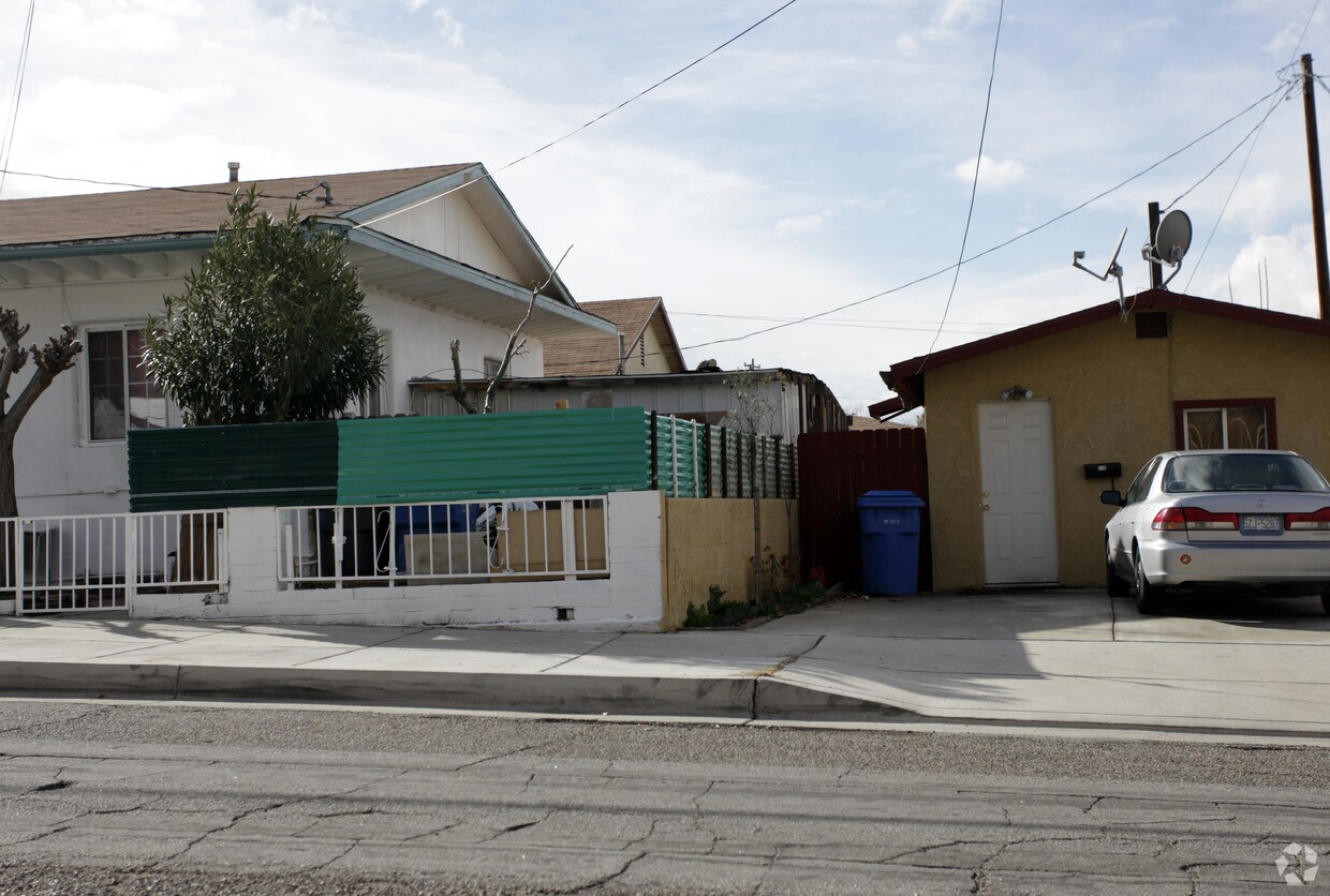 Foto del edificio - 621 E Fredricks St