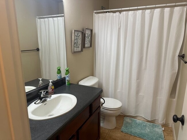 Building Photo - 50 Foster Ln