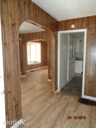 Building Photo - 3 br, 1 bath House - 44 Judson St