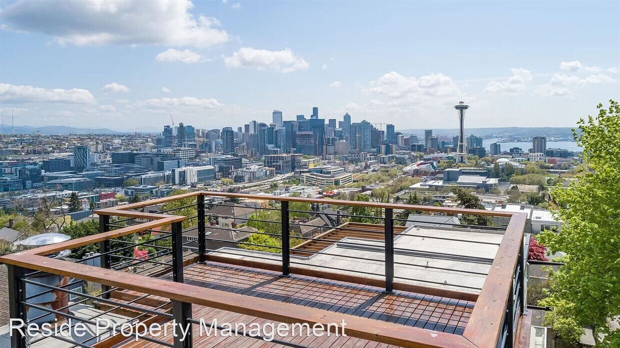 Foto principal - 2 br, 1 bath House - 1235 3rd Ave. N. #B